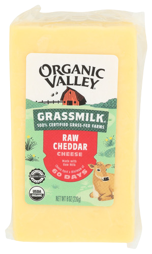 Organic Grassmilk Raw Cheddar - 8 OZ