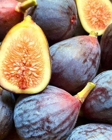 Organic Black Mission Figs - PINT
