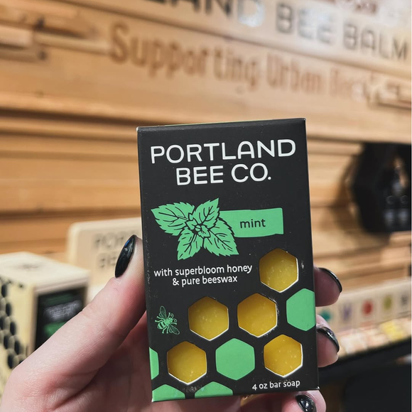 Mint & Honey Beeswax Bar Soap - 4 OZ