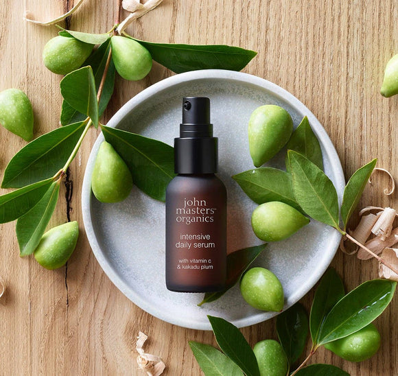 Intensive Daily Serum with Vitamin C & Kakadu Plum: 1 fl oz.