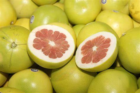 Organic Oro Blanco Grapefruit - EACH